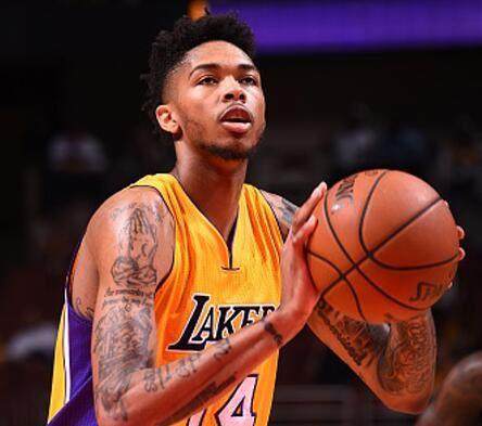 从而在国际 从而在国际